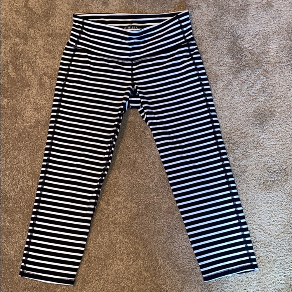 Athleta workout bottoms SIZE S